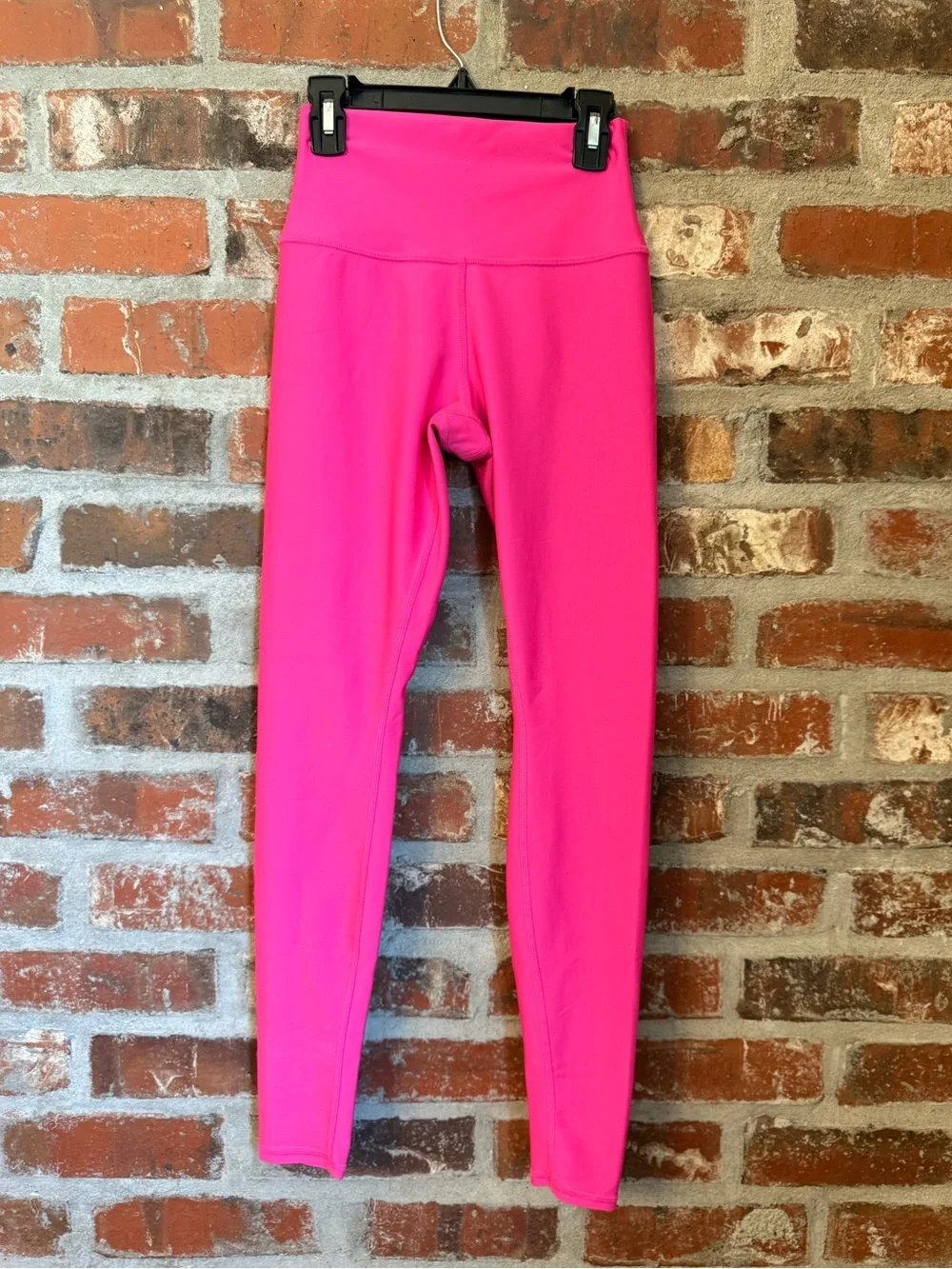 P45 -ALO Yoga Hot Pink High-Rise Leggings